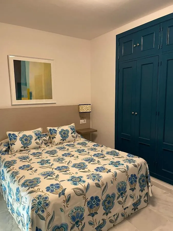 Apartamentos La Casa Del Pozo Santo Севилья Испания