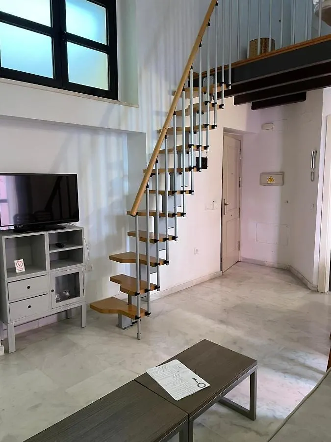 Apartamentos La Casa Del Pozo Santo Σεβίλλη 0*,